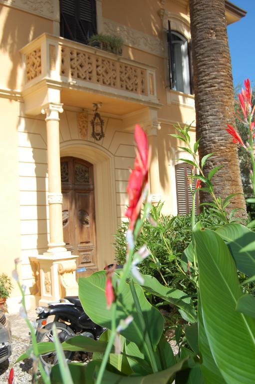 Arena Alfieri B&B ลีวอร์โน ภายนอก รูปภาพ